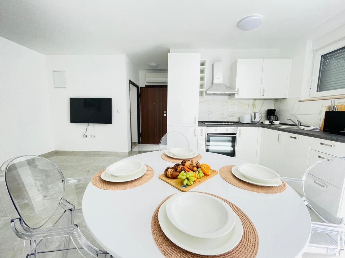 Seascape Residence Пиешчана Увала Екстериор снимка